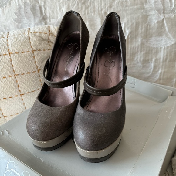 Jessica Simpson High Heel Gray Size 7 - Picture 2 of 7